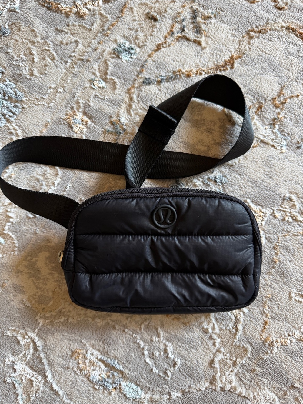 Lululemon everywhere belt bag 1L wunder puff